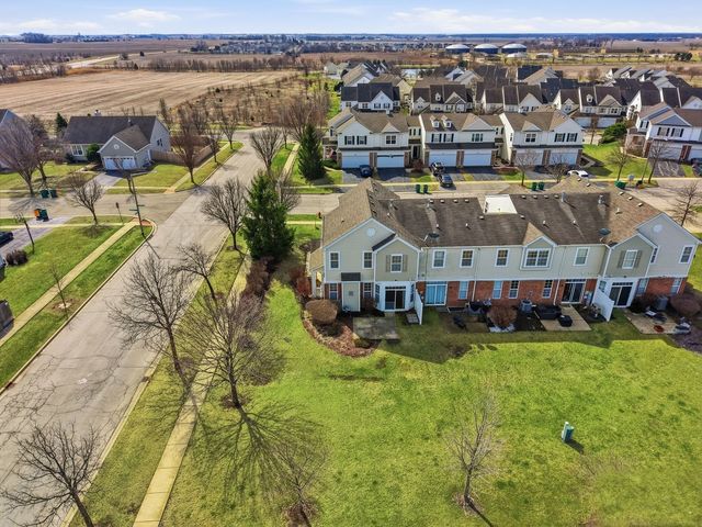 1008 Heron Circle 1, Joliet, IL 60431