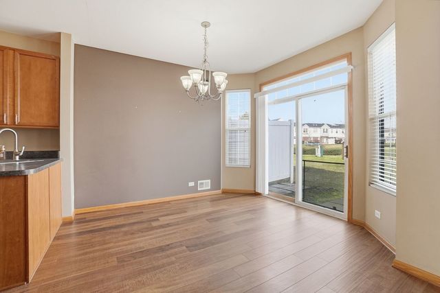 1008 Heron Circle 1, Joliet, IL 60431