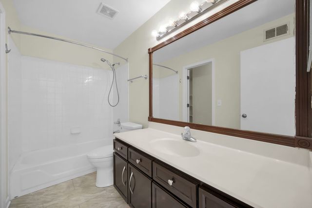 2935 Cedar Glade Drive, Naperville, IL 60564