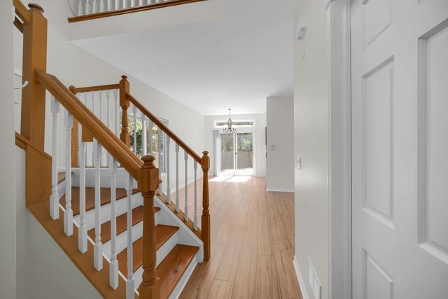 2935 Cedar Glade Drive, Naperville, IL 60564