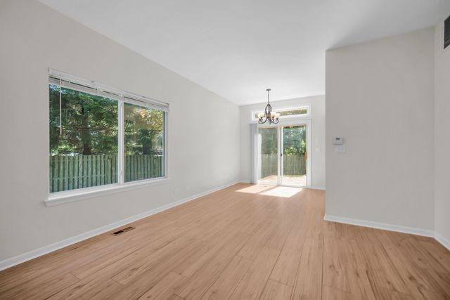 2935 Cedar Glade Drive, Naperville, IL 60564