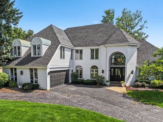 8763 Carlisle Court, Darien, IL 60561