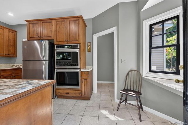 708 Kossuth Place, Peekskill, NY 10566