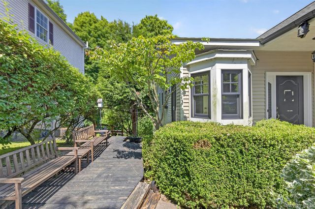 708 Kossuth Place, Peekskill, NY 10566