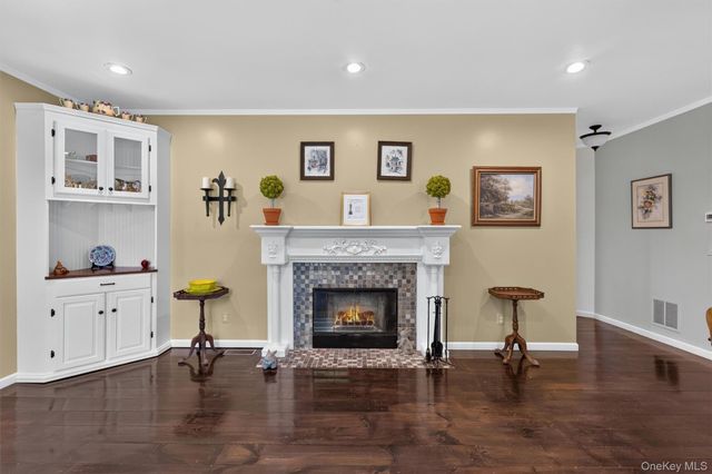 708 Kossuth Place, Peekskill, NY 10566