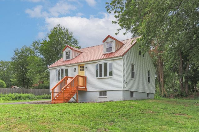 30 Dawson Avenue, Manchester, NH 03104