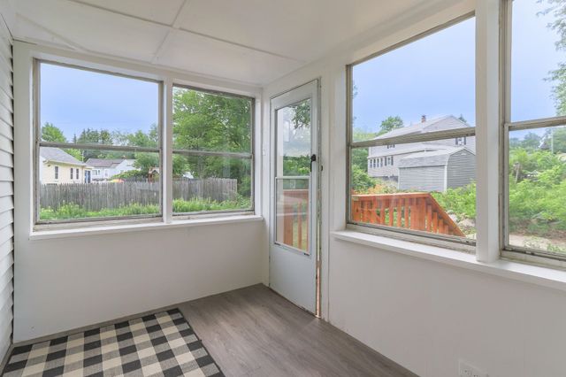 30 Dawson Avenue, Manchester, NH 03104