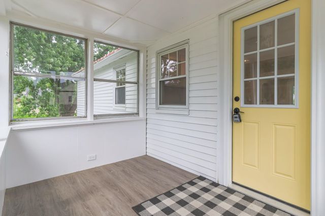 30 Dawson Avenue, Manchester, NH 03104