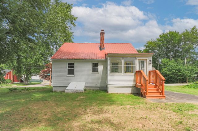 30 Dawson Avenue, Manchester, NH 03104