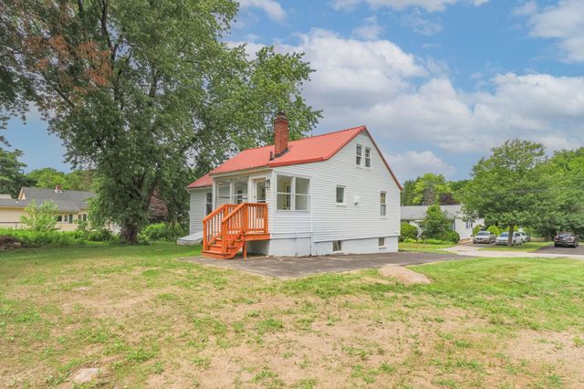 30 Dawson Avenue, Manchester, NH 03104