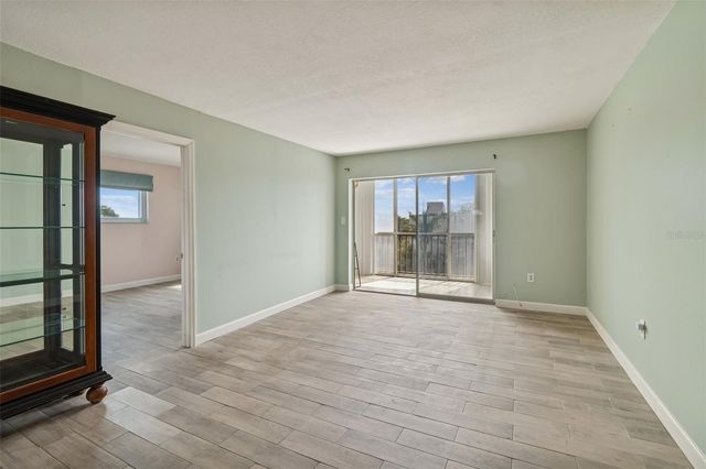 1243 S MARTIN LUTHER KING JR AVENUE B501, Clearwater, FL 33756