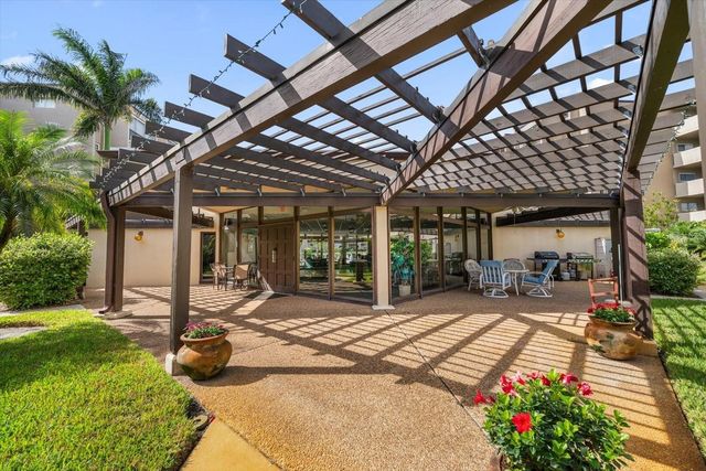 1243 S MARTIN LUTHER KING JR AVENUE B501, Clearwater, FL 33756