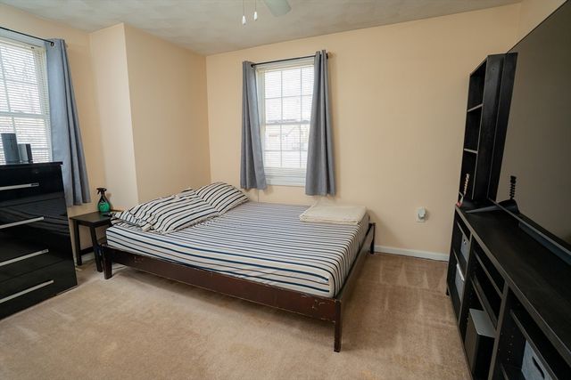 3 Columbia Rd, Billerica, MA 01821