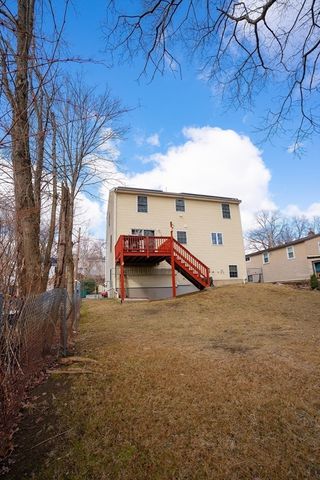3 Columbia Rd, Billerica, MA 01821