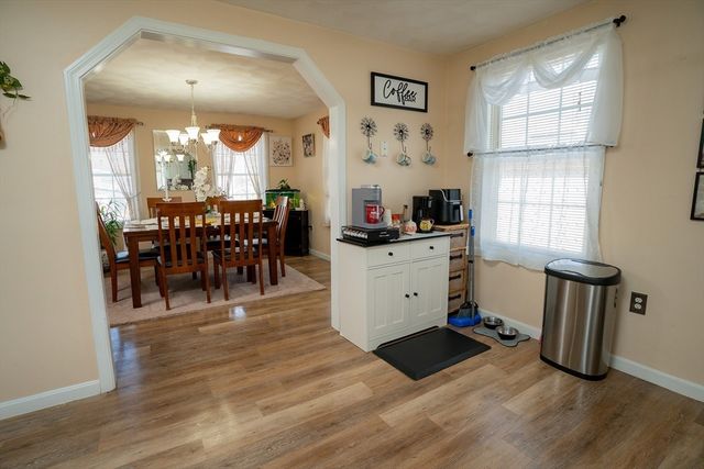 3 Columbia Rd, Billerica, MA 01821