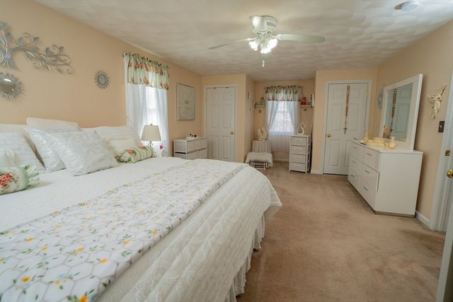 3 Columbia Rd, Billerica, MA 01821