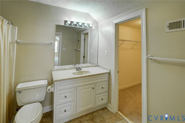 1432 Patriot Cir, Glen Allen, VA 23059