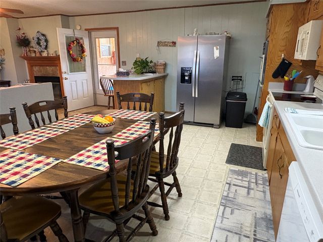 32 County Road 4784, Sulphur Springs, TX 75482