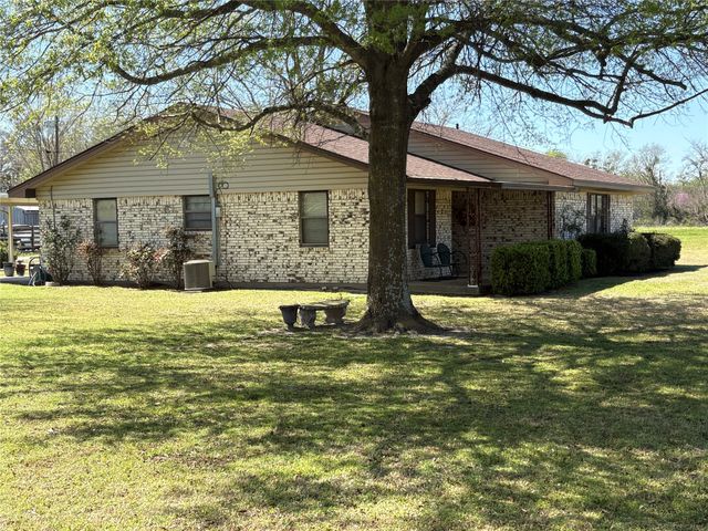 32 County Road 4784, Sulphur Springs, TX 75482