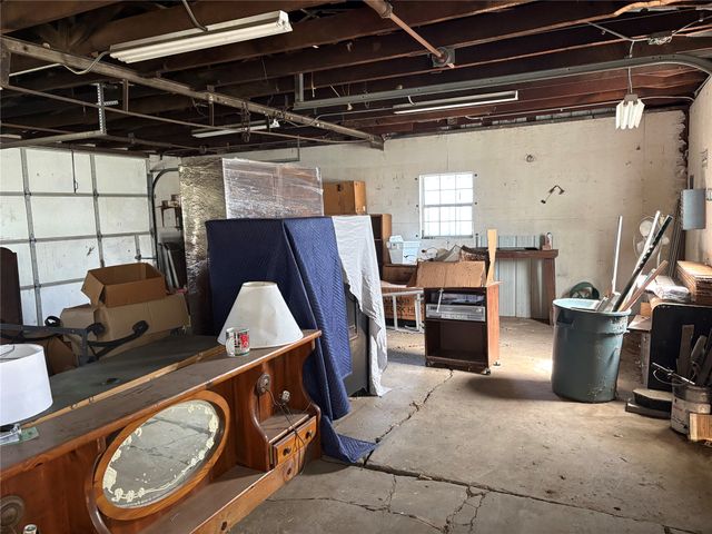 32 County Road 4784, Sulphur Springs, TX 75482