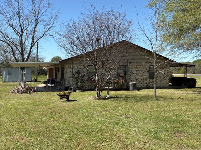 32 County Road 4784, Sulphur Springs, TX 75482