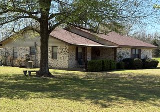 32 County Road 4784, Sulphur Springs, TX 75482