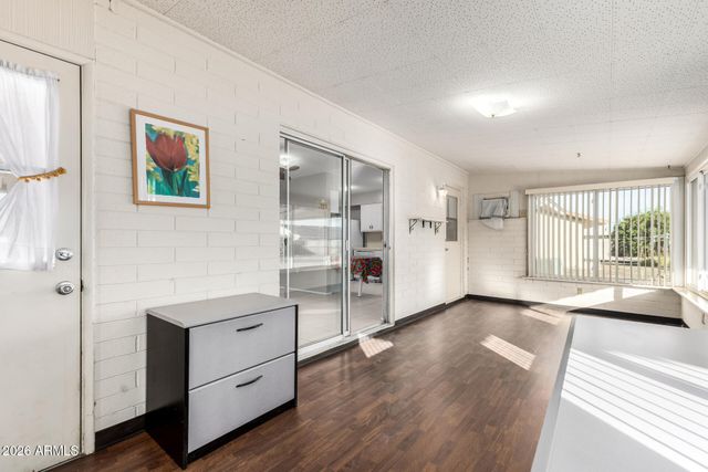 10541 W SNEAD Drive, Sun City, AZ 85351