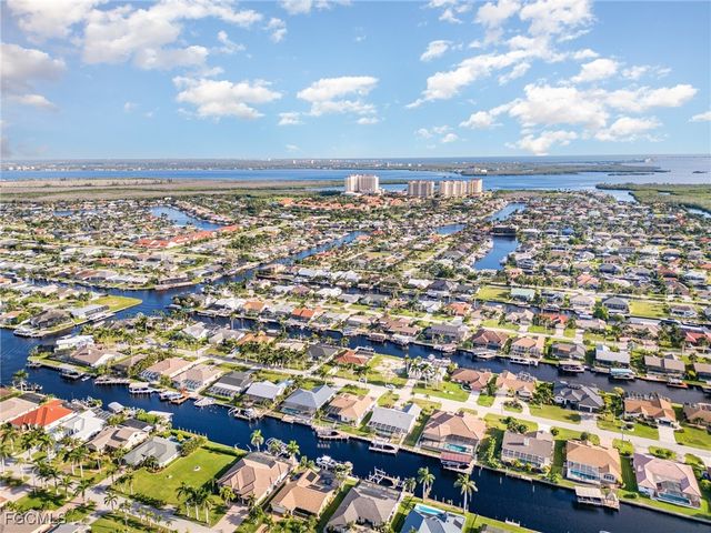 1435 SW 53rd LN, Cape Coral, FL 33914