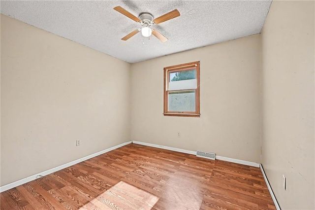 11238 Deer Haven Lane, Excelsior Springs, MO 64024