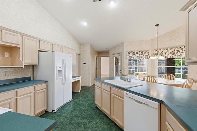 107 WOOD RIDGE TRAIL, Sanford, FL 32771
