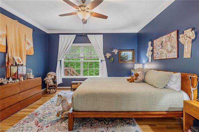 7704 Perthshire Drive, Oak Ridge, NC 27310
