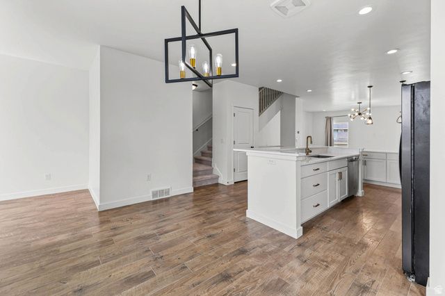 5318 W CANARY GRASS WAY, South Jordan, UT 84009
