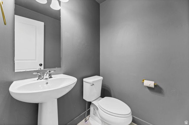 5318 W CANARY GRASS WAY, South Jordan, UT 84009
