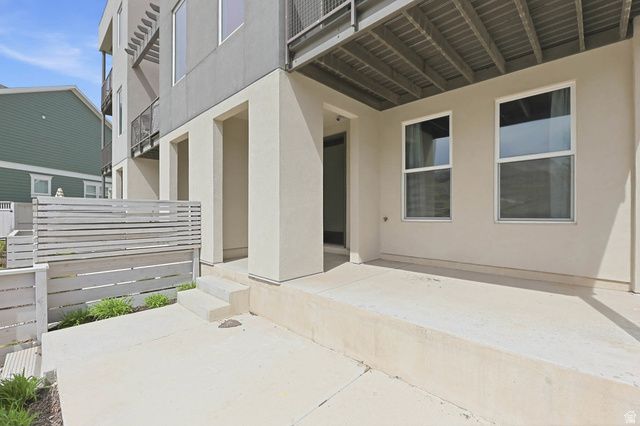 5318 W CANARY GRASS WAY, South Jordan, UT 84009