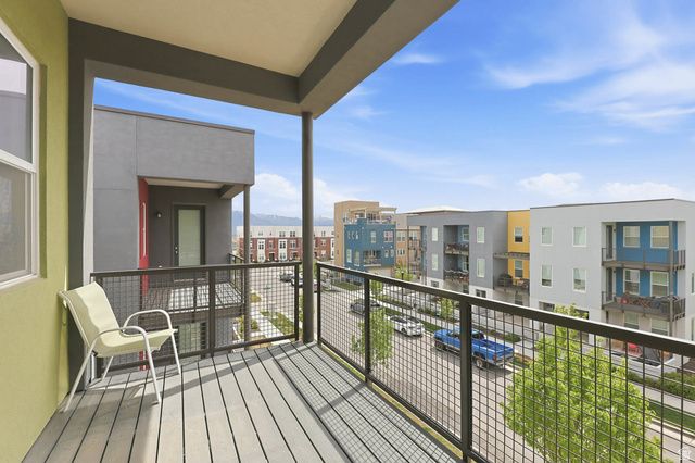 5318 W CANARY GRASS WAY, South Jordan, UT 84009