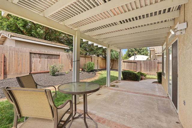 1049 Zumstein Drive, Ripon, CA 95366