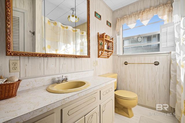 205 W 3rd Street, Gulf Shores, AL 36542