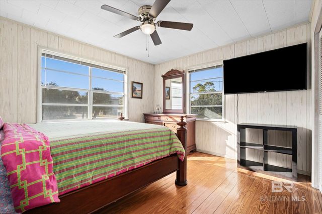 205 W 3rd Street, Gulf Shores, AL 36542