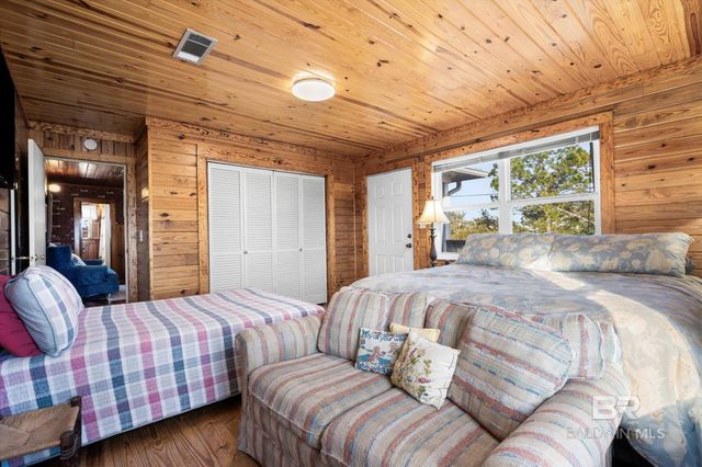 205 W 3rd Street, Gulf Shores, AL 36542