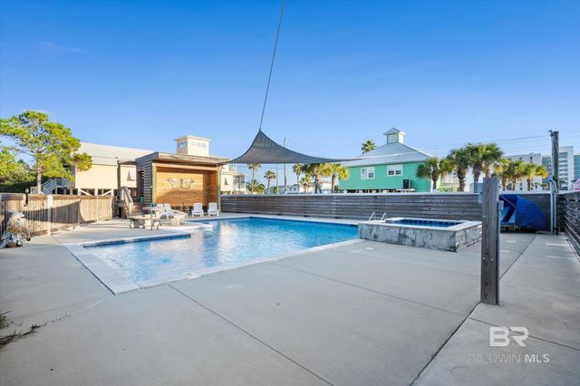 205 W 3rd Street, Gulf Shores, AL 36542