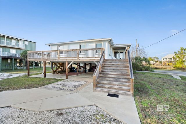 205 W 3rd Street, Gulf Shores, AL 36542
