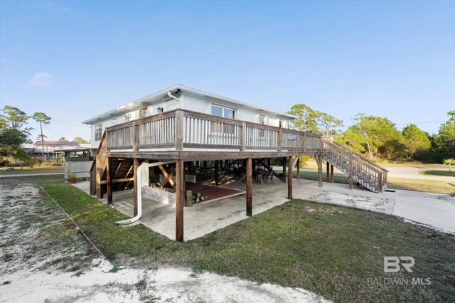 205 W 3rd Street, Gulf Shores, AL 36542