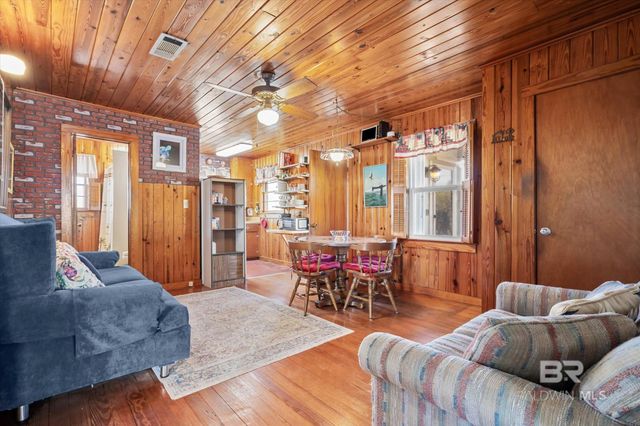 205 W 3rd Street, Gulf Shores, AL 36542