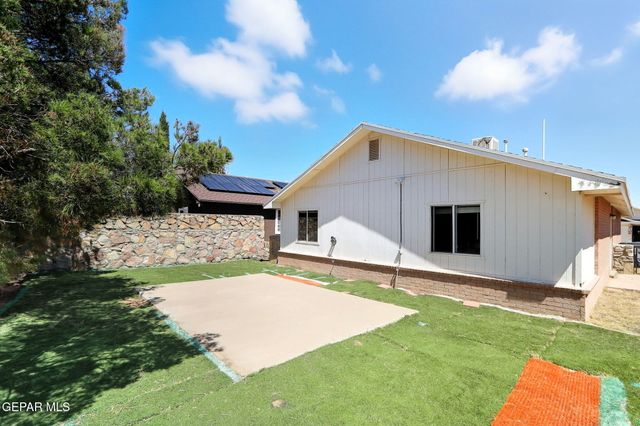 12504 JON EVANS Drive, El Paso, TX 79938