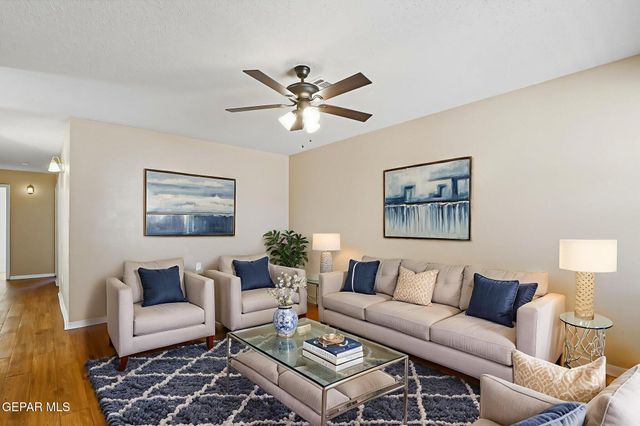 12504 JON EVANS Drive, El Paso, TX 79938