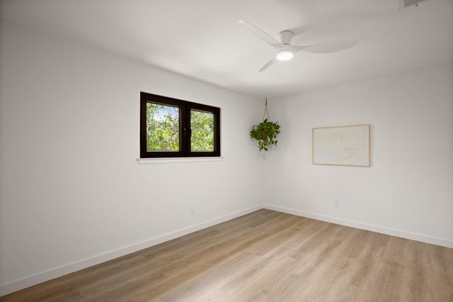 3809 Eton LN, Austin, TX 78727