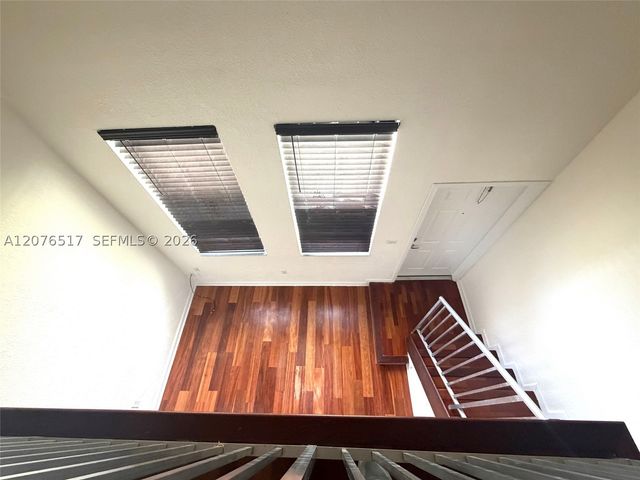 8950 SW 69th Ct 220, Pinecrest, FL 33156