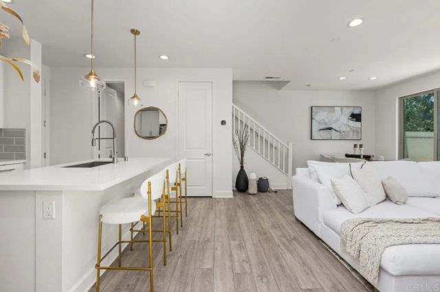 3266 Vestra Way, Carlsbad, CA 92010