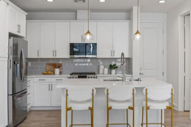 3266 Vestra Way, Carlsbad, CA 92010