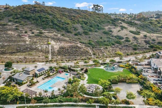 3266 Vestra Way, Carlsbad, CA 92010